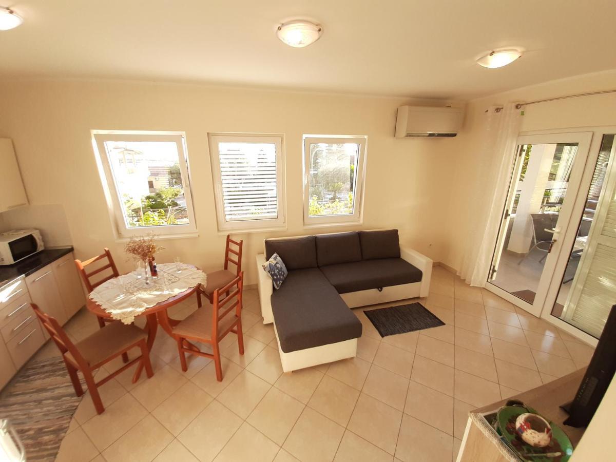 Apartments Puky Dreams 诺瓦利娅 外观 照片